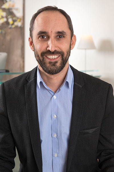 Equipe Alexandre Lanquette Bremens Associes Notaires Homme Collaborateur Actes Courant Immobilier