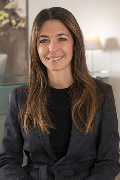 Equipe Nelly Dumas Bremens Associes Notaires Femme Diplomee Notaire Immobilier Des Particuliers